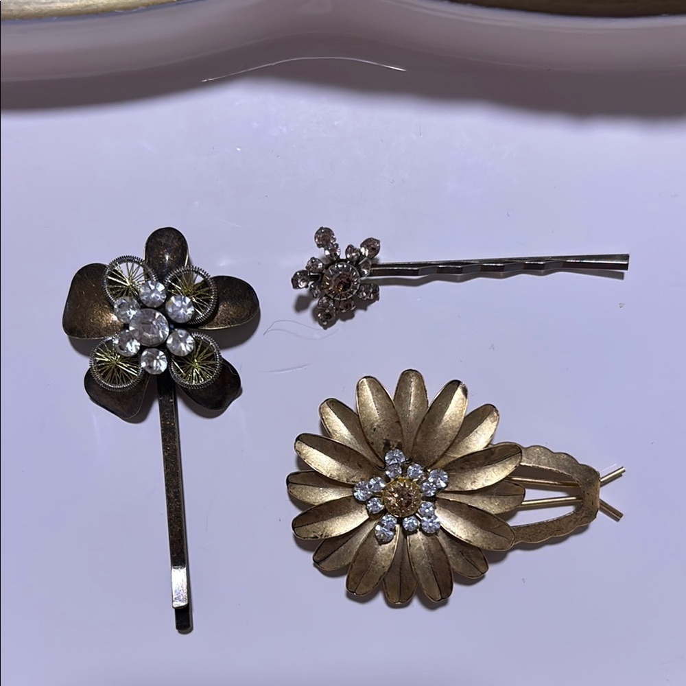 Gold Gem Floral Hair 3 Piece Clip Set